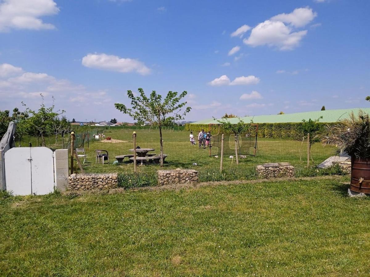 Charmante Maison Avec Piscine Anneyron ภายนอก รูปภาพ